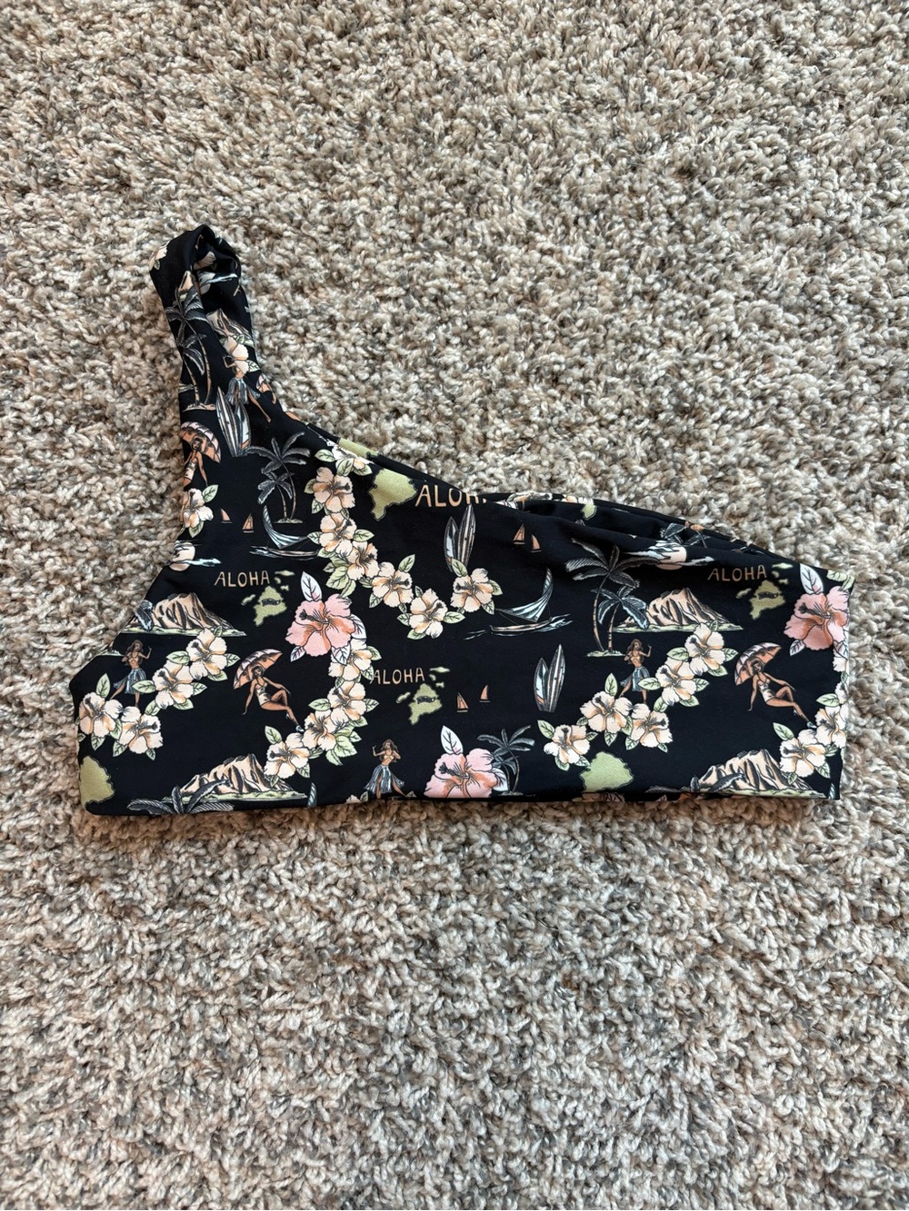 Skatie bikini top size medium